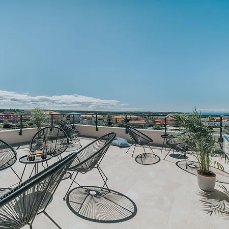 Haus In Novigrad Mit Privatem Pool Holiday home Karpinjan