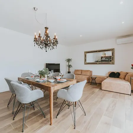 Haus In Novigrad Mit Privatem Pool Holiday home Karpinjan
